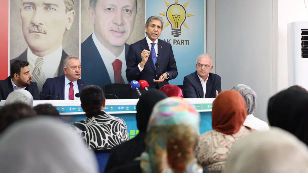 AK Parti'li Mustafa Demir'den CHP'ye tepki: Bu ülkenin kaderini bunlara bırakmamak lazım