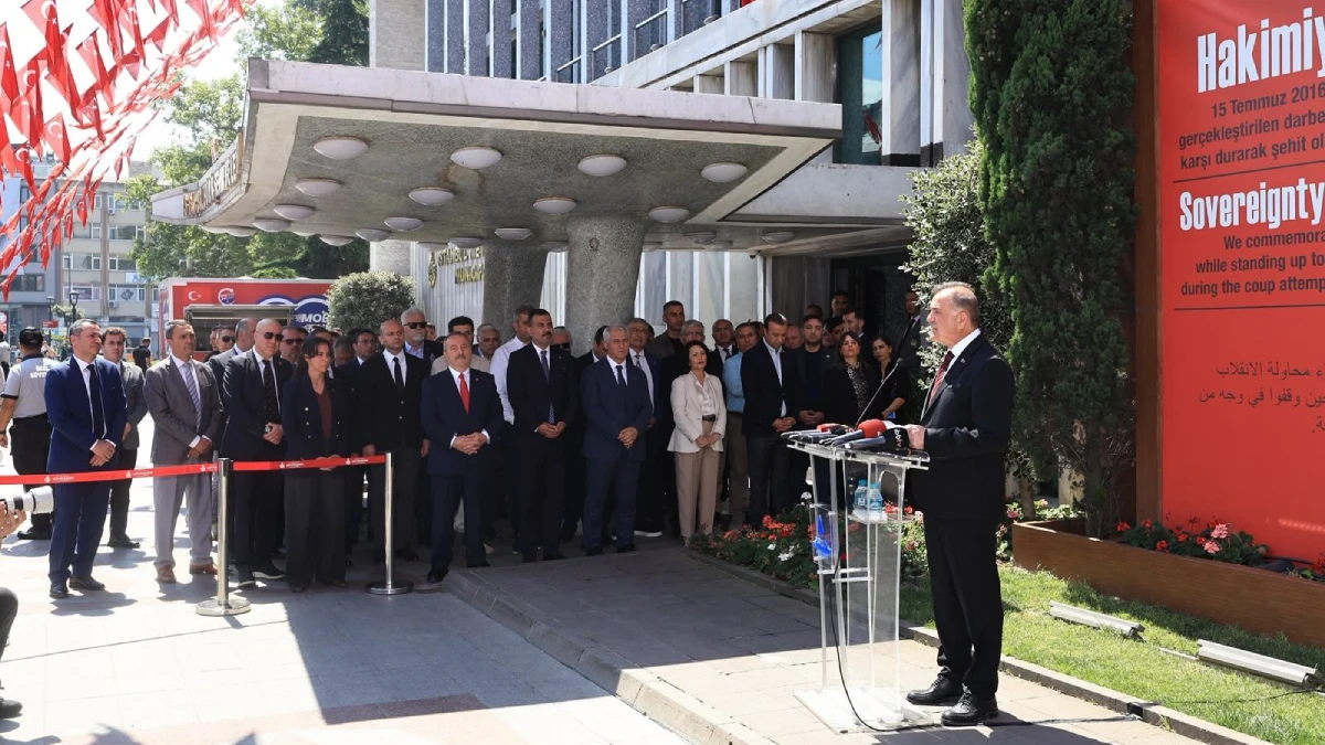 İBB’den Saraçhane’de 15 Temmuz anması: Şehitler rahmetle anıldı