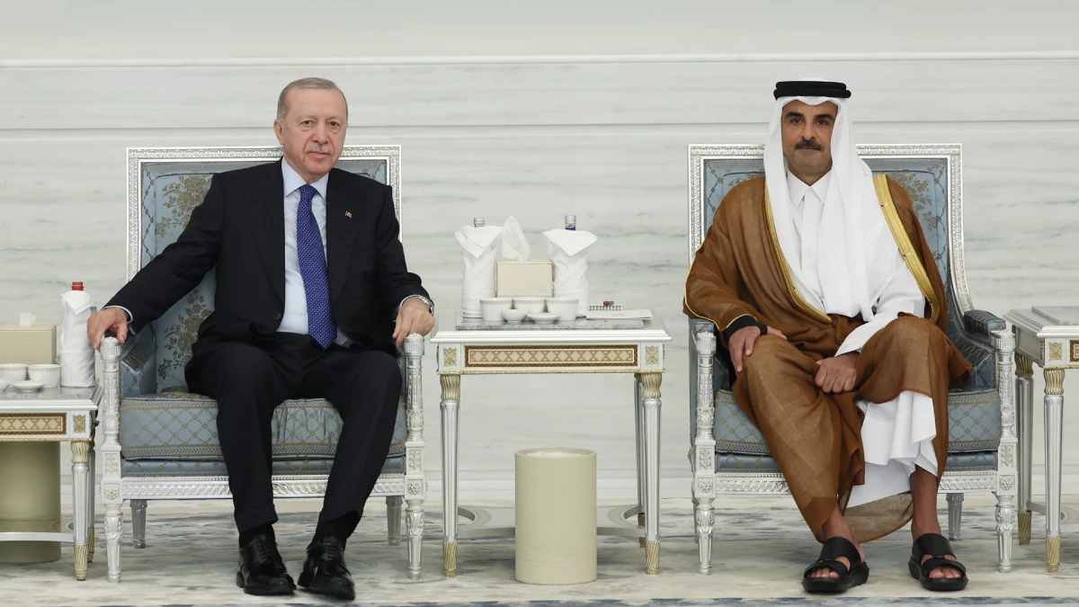 Cumhurbaşkanı Erdoğan Doha’da Katar Emiri Temim bin Hamed Al Sani’ye taziyede bulundu