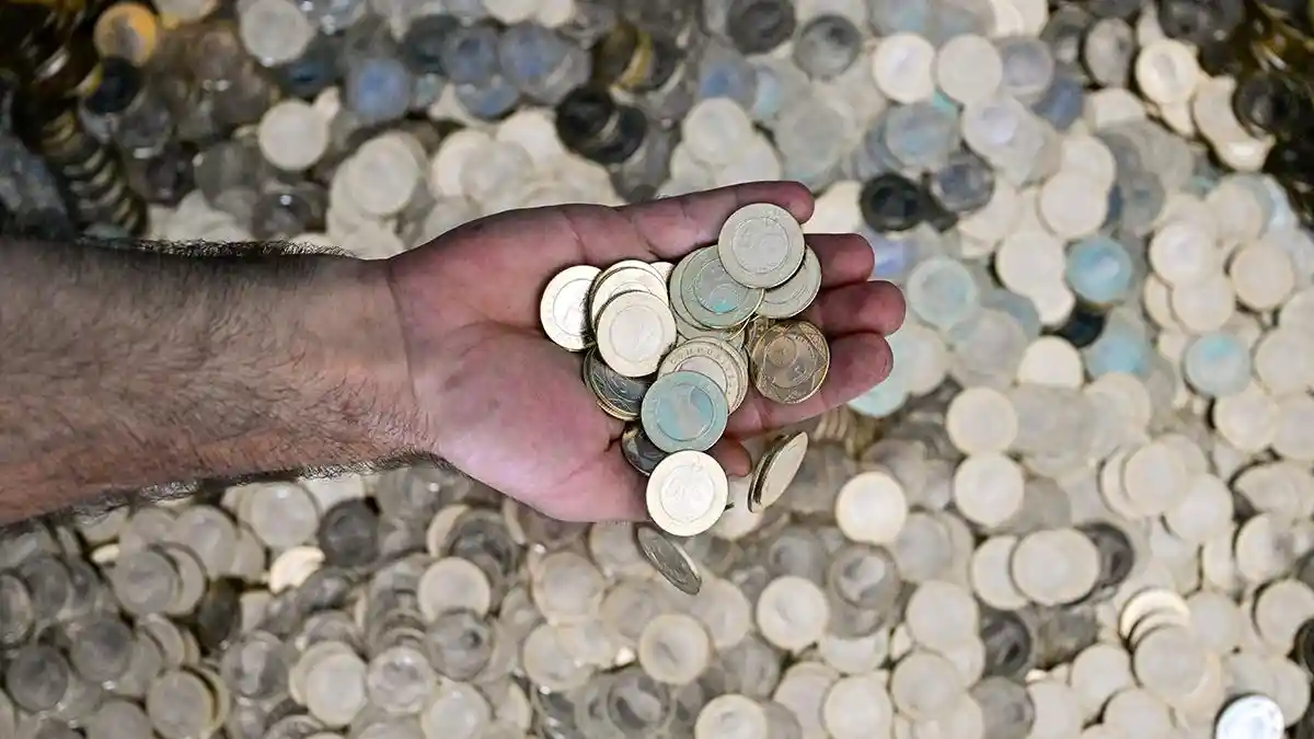 Cumhuriyet'in ilk madeni parası