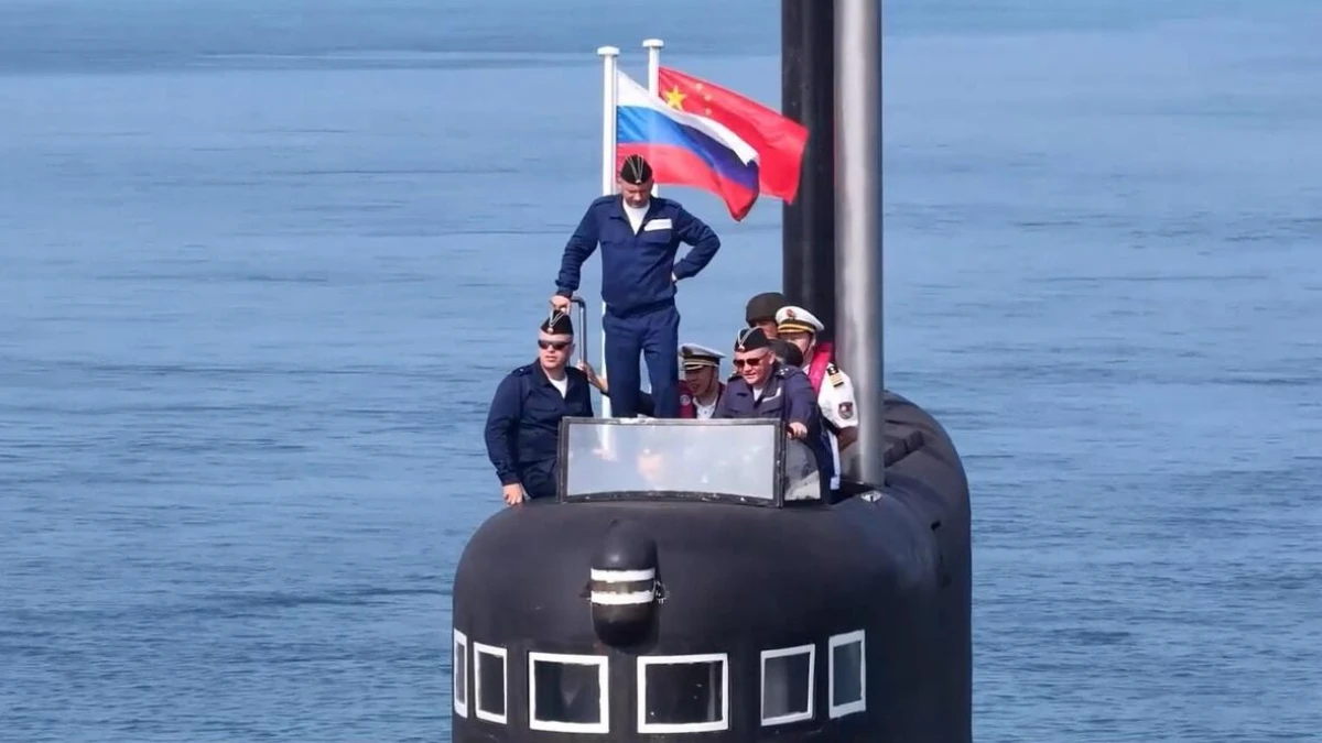 Çin Savunma Bakanlığı: Rus ve Çin donanmaları Pasifik’te ortak devriye başlatacak