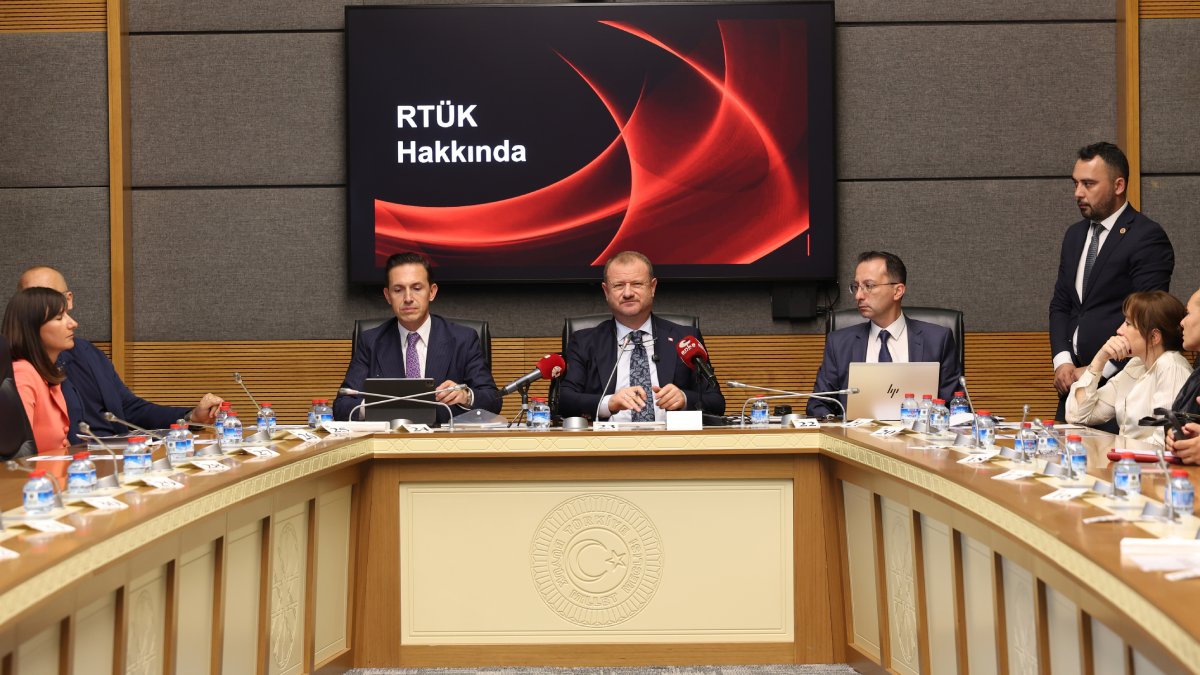 RTÜK'ten radikal dijital adımlar: Akıllı İşaretler'e 10+ ve 16+ yaş sembolleri geliyor