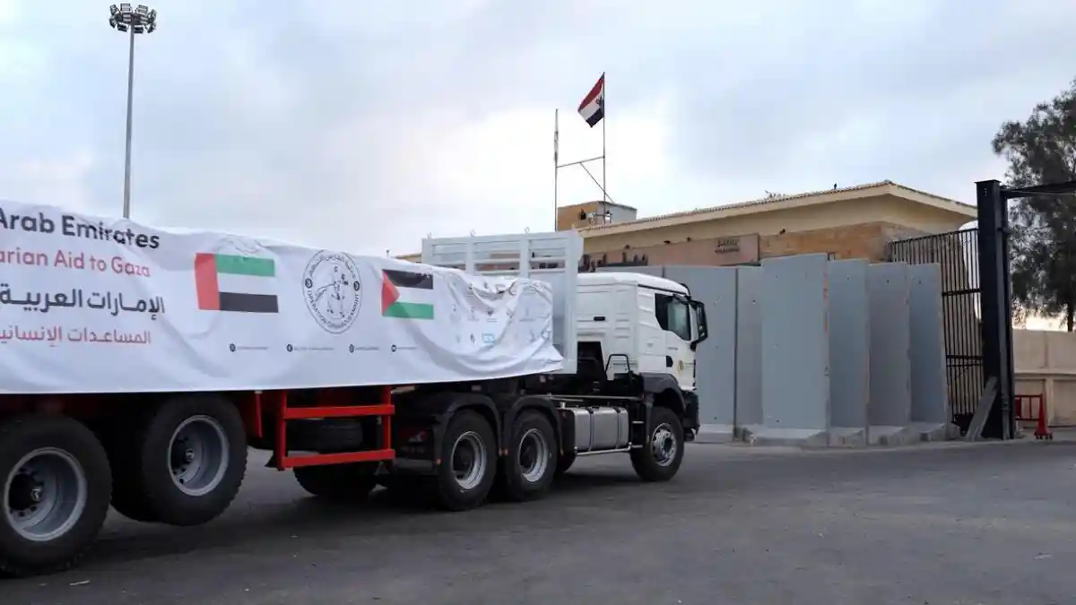 Birleşik Arap Emirlikleri'nden Gazze'ye 75 tırlık insani yardım