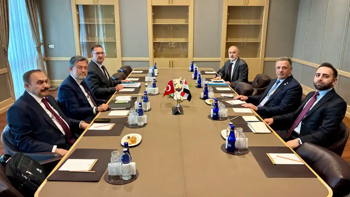 Ankara'da su masası: Bakan Yumaklı, Irak Su Kaynakları Bakanı Temimi ile bir araya geldi