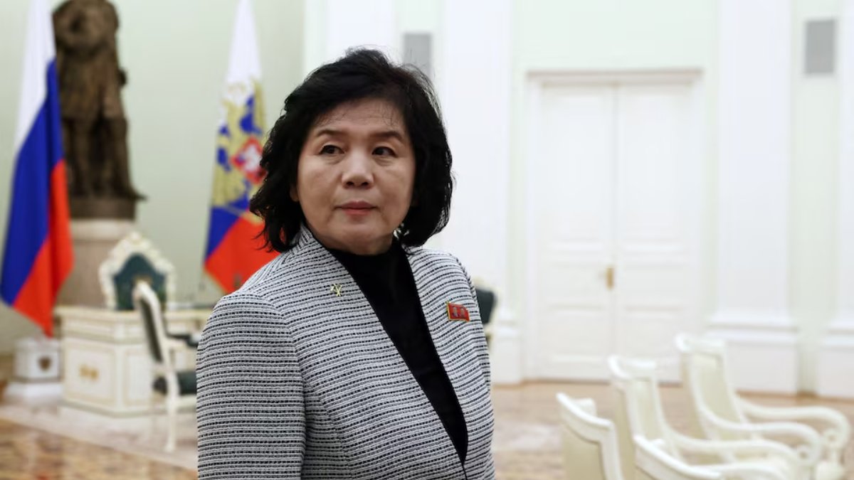Kremlin'de kritik görüşme: Putin Kuzey Kore Dışişleri Bakanı Choe Son Hui ile bir araya geldi