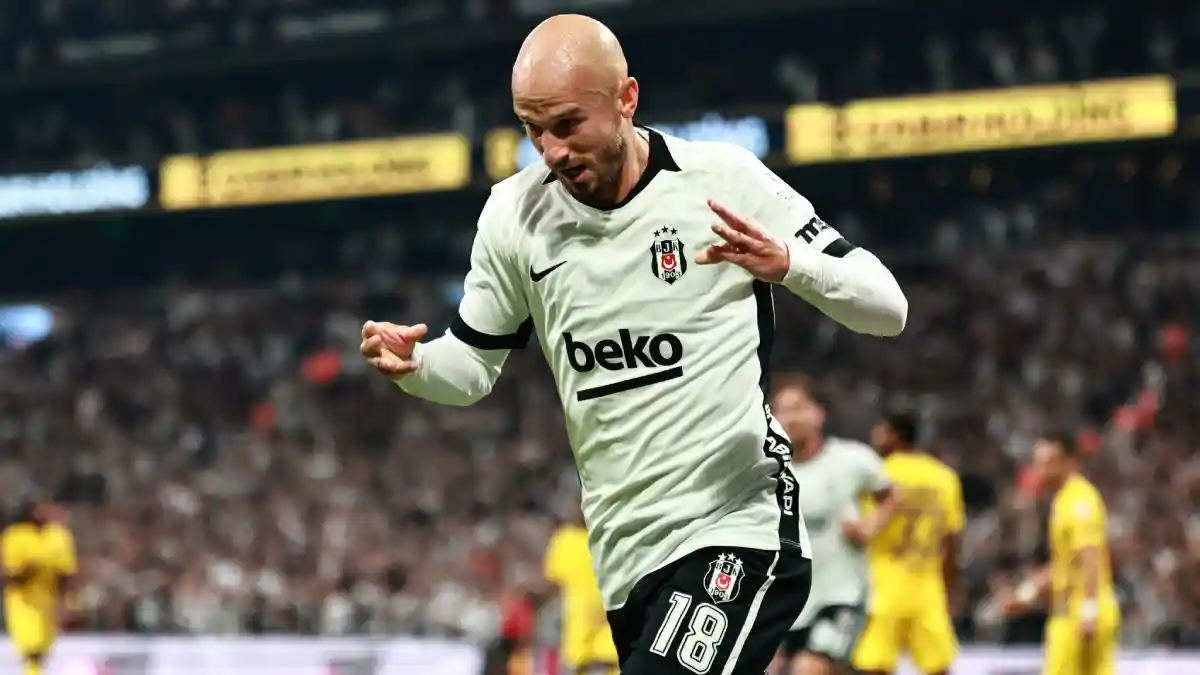 Beşiktaş lig maratonuna galibiyetle başladı: Eyüpspor'u 1-0 mağlup etti