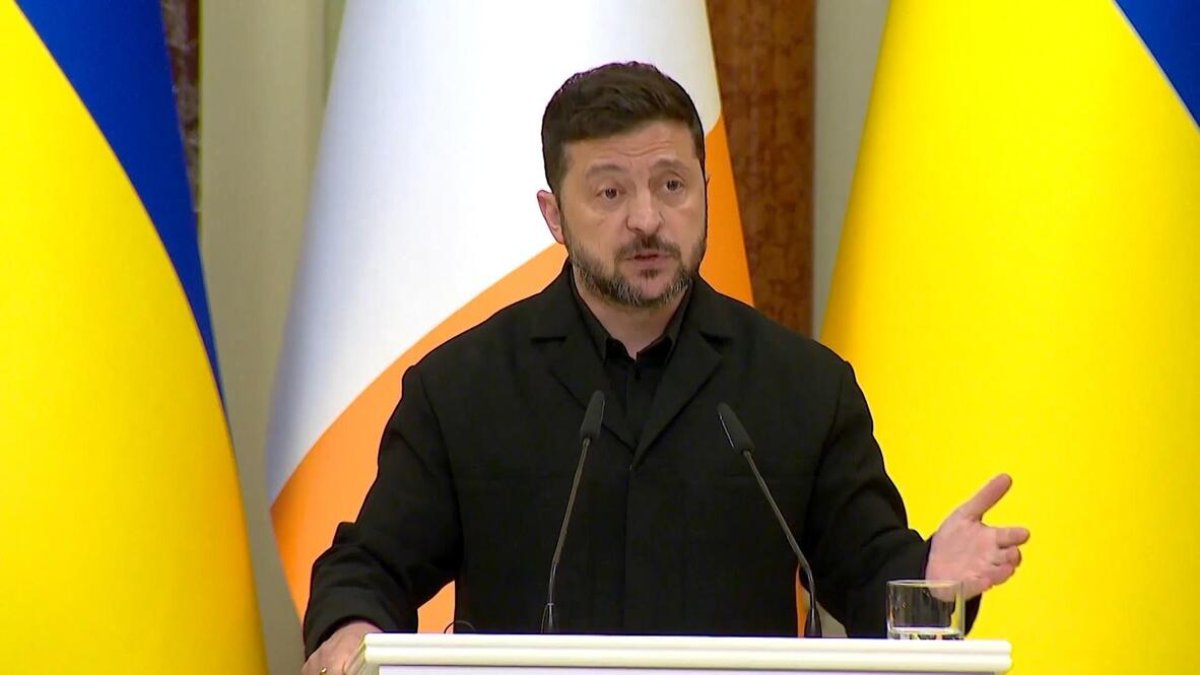 Zelenskiy'den ABD'ye sitem, kabinede kriz: "ABD'nin odağı İran'a kaydı"