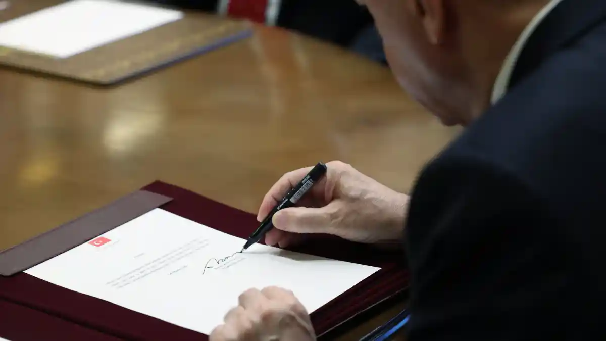 Yüksek Askeri Şura kararları Cumhurbaşkanı Erdoğan imzasıyla yürürlüğe girdi