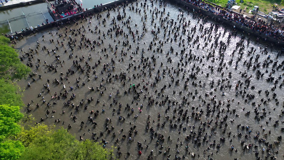 Endonezya’da geleneksel balık festivalinde acı son