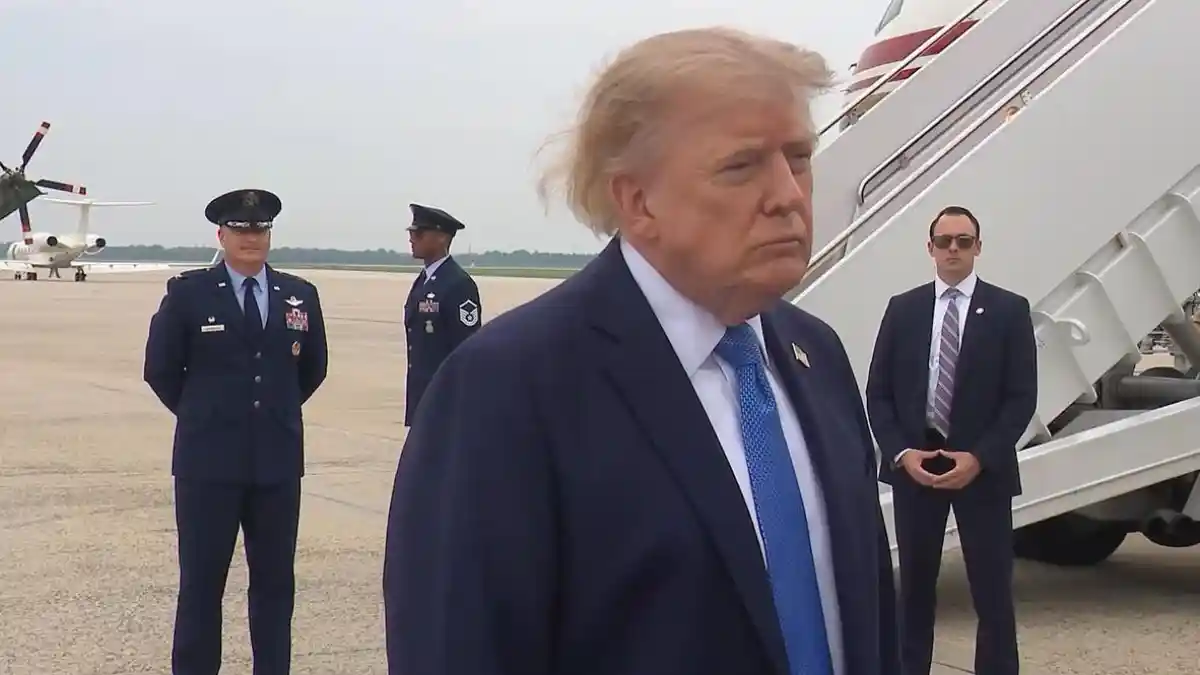 Trump açıkladı: USS Abraham Lincoln uçak gemisi görevden çekiliyor