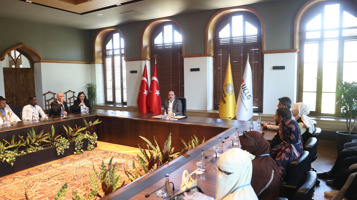 Moritanya Nuakşot Üniversitesi'nden Konya Büyükşehir'e ziyaret: Türk Dili öğrencileri Taş Bina'da