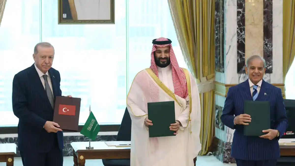 Türkiye, Suudi Arabistan ve Pakistan'dan tarihi adım: Ortak Savunma Anlaşması imzalandı