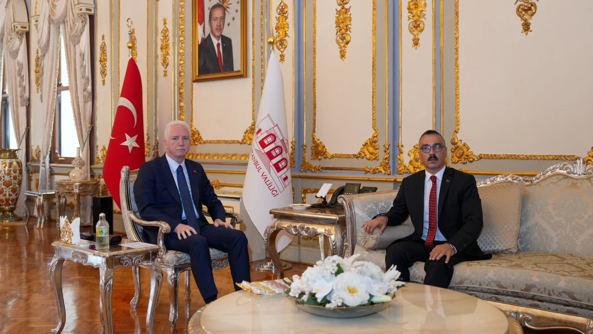 Ataşehir’de görev değişimi: Kaymakam Arslan, Vali Gül’ü ziyaret etti