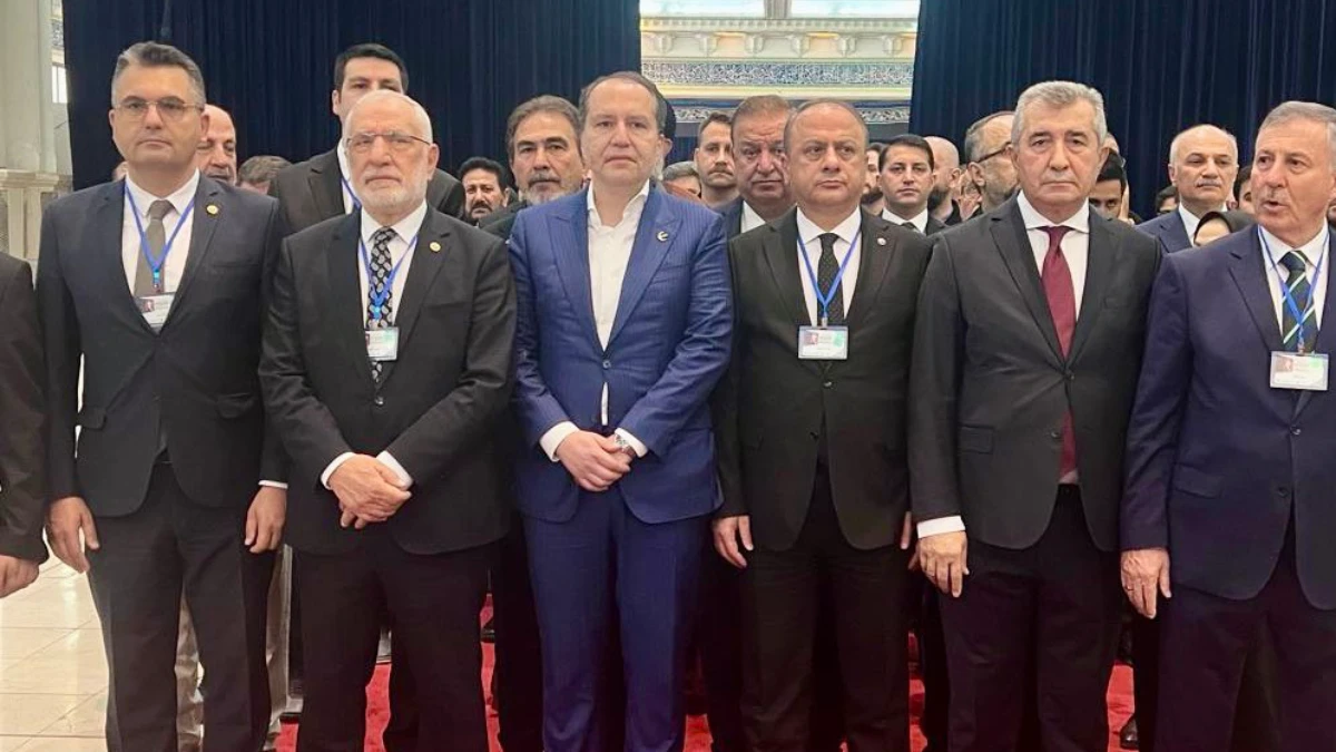 Fatih Erbakan, Ali Hamaney’in Tahran’daki cenaze törenine katıldı