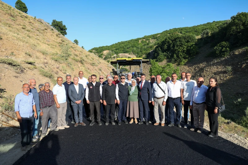 Pülümür ilçesinin ilk Bitümlü Sıcak Karışım asfalt serimi