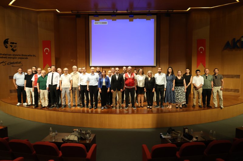 Tarım ve Orman Bakanlığı Gıda ve Kontrol Genel Müdürlüğü, 4 Ağustos 2026 tarihi itibarıyla yürürlüğe girecek yeni Bitki Karantinası Yönetmeliği için saha bilgilendirme çalışmalarına devam ediyor.