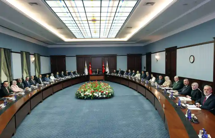 AK Parti Merkez Yürütme Kurulu (MYK), Cumhurbaşkanı Recep Tayyip Erdoğan başkanlığında bir araya geldi.