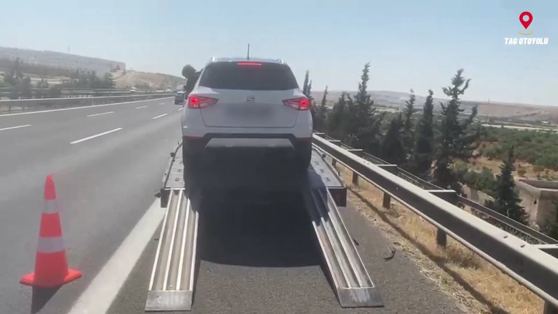 Kural ihlali yapılan araç ise 60 gün süreyle trafikten men edildi.