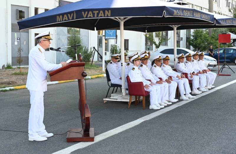 Açık Deniz Eğitimi için MSB İstanbul Tersanesi Komutanlığı'nda bir uğurlama töreni